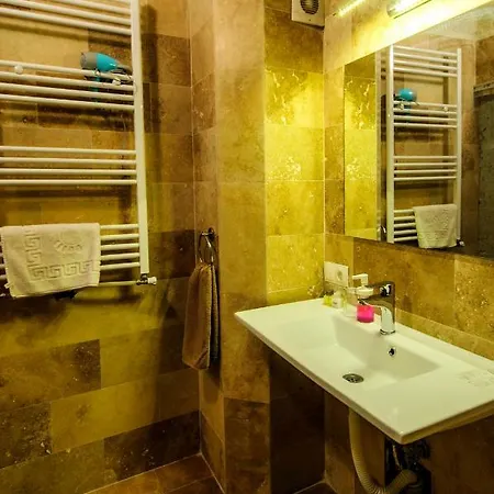 Sendian-guesthouse (adults Only) 3*