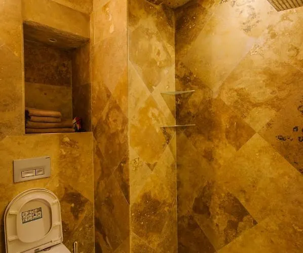 Sendian-guesthouse (adults Only) 3*